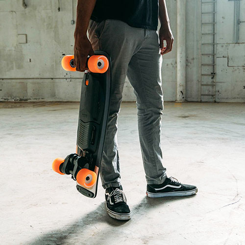 Quel est le poids d’un skateboard ?